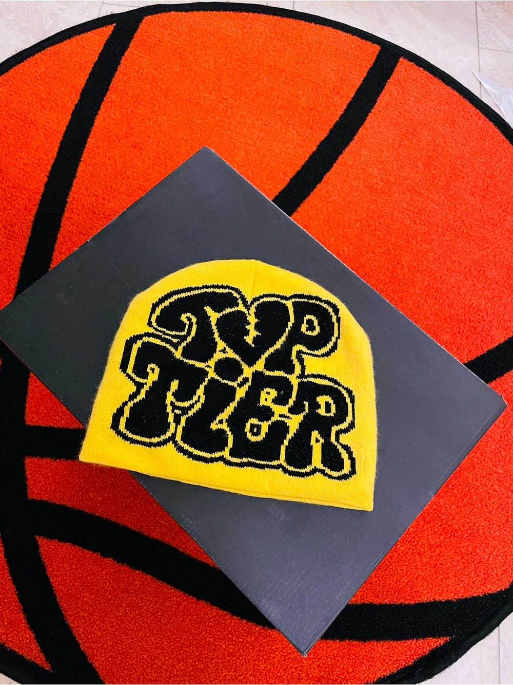 💛Y2K (TOP TIER) Yellow & Black Jacquard Knitted Beanie.🖤